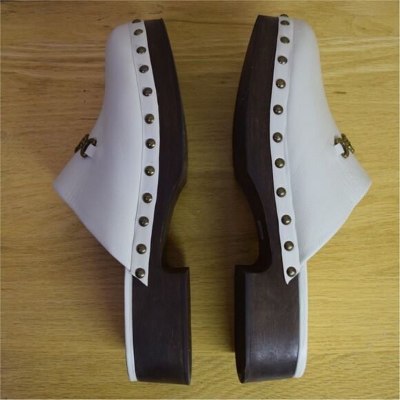 Larroude Zuzi Bit Mule Clogs Slip on Mens Size 10 Ivory Leather Wooden Studs main image 6